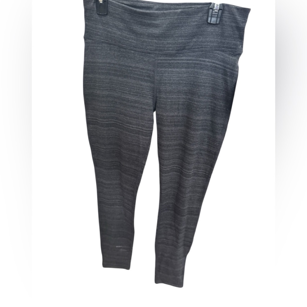 Women’s Cotton leggings NWT size Large